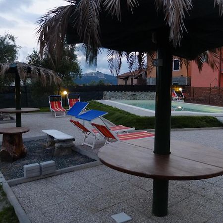 La Fonda Casa Vacanze-Appartamenti Con Piscina Santo Stefano di Magra Buitenkant foto