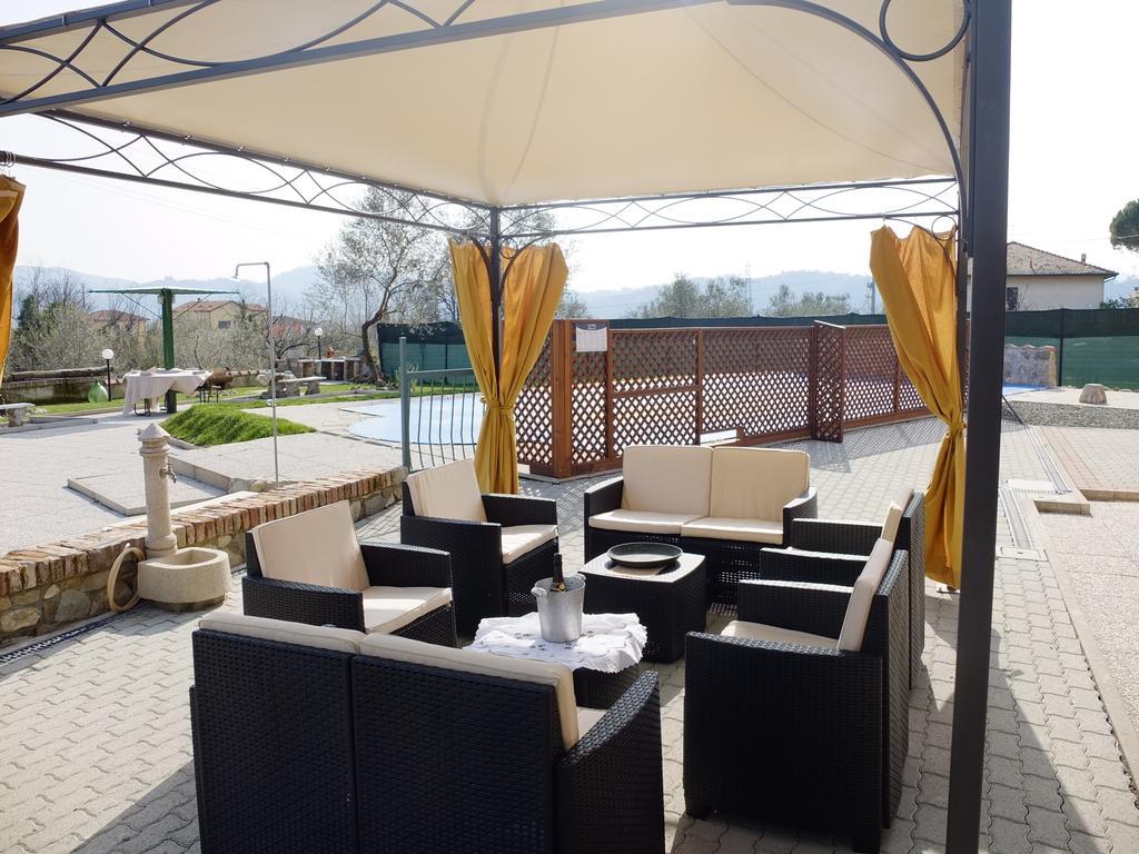 La Fonda Casa Vacanze-Appartamenti Con Piscina Santo Stefano di Magra Buitenkant foto